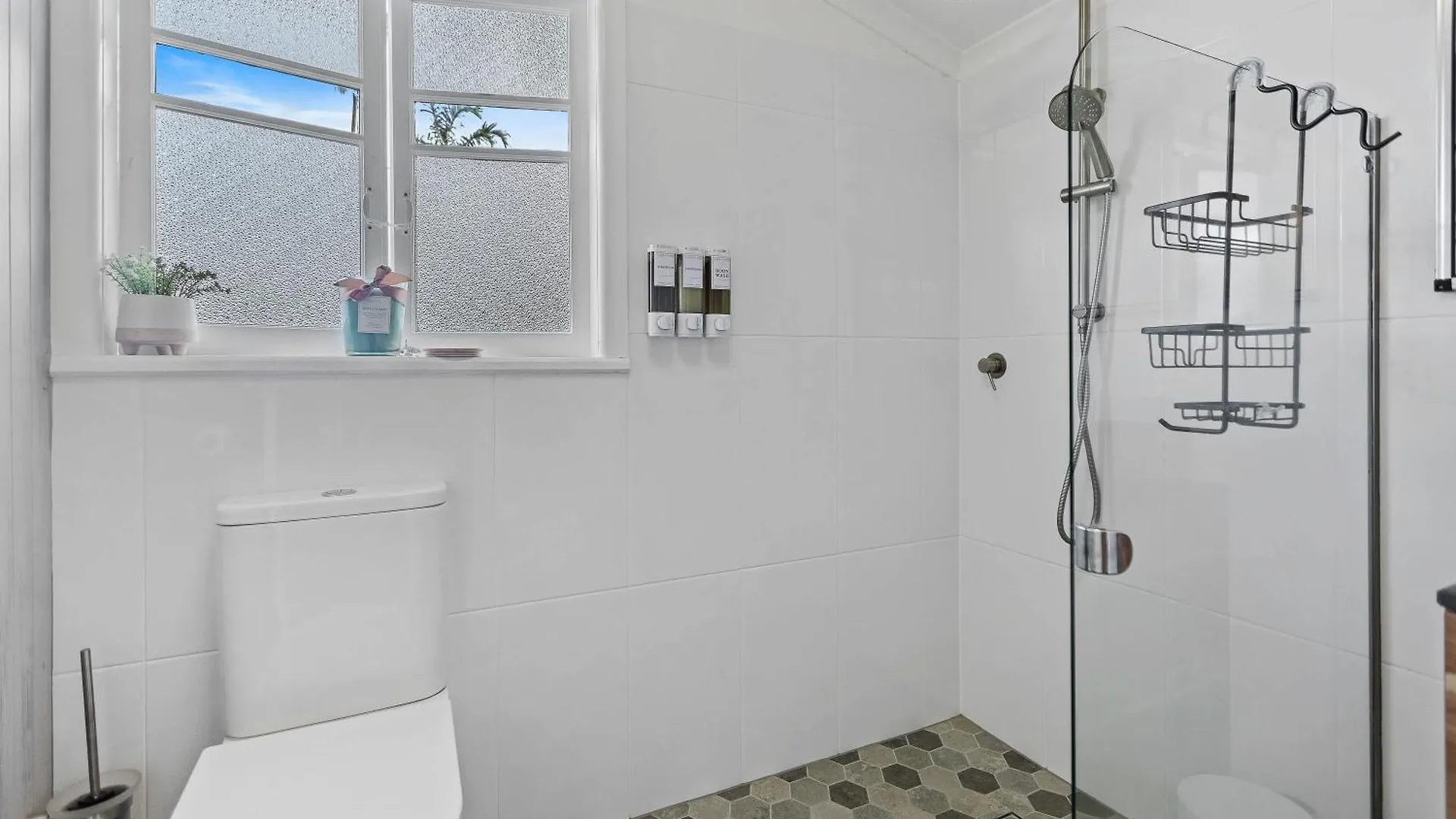 Crystal Cottage Cairns Edge Hill Australia